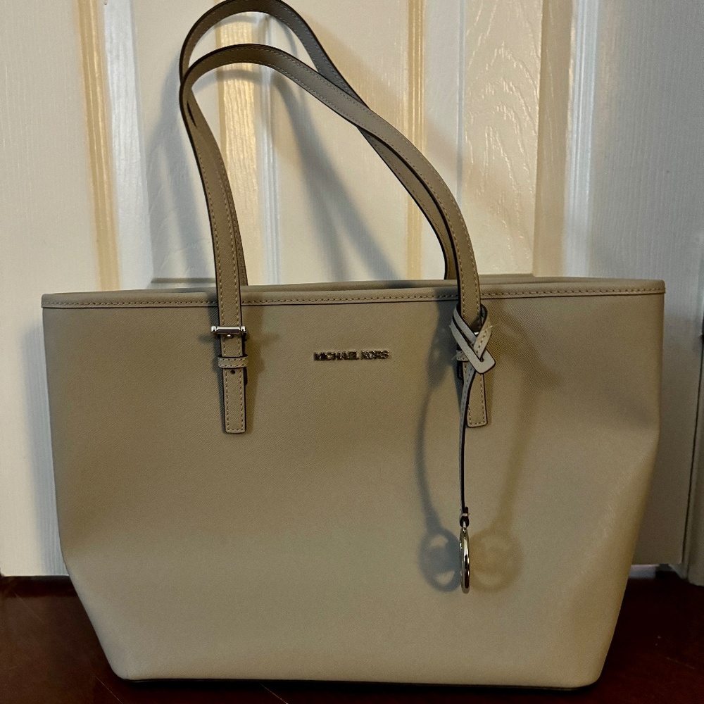 NWOT Michael Kors Zippered Tote